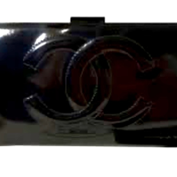 Chanel authentic Black patent leather - Picture 1 of 6